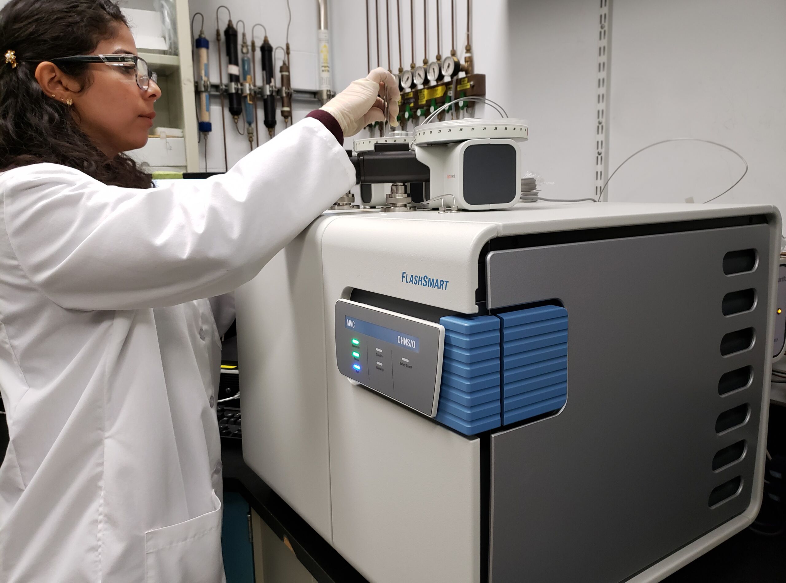 New elemental analyzer speeds up results for FPInnovations researchers