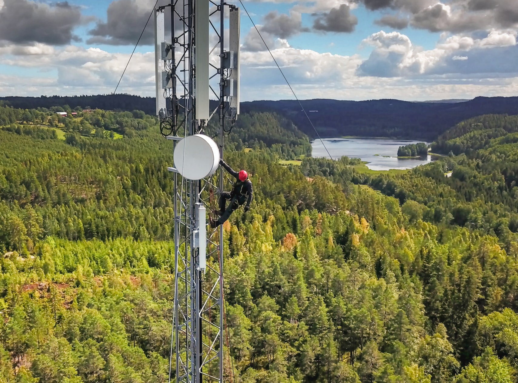 Private LTE network for forest operations: A portable and easy-to-deploy solution